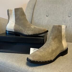 LFL Lust for Life women’s magical ankle boot taupe size 8.5